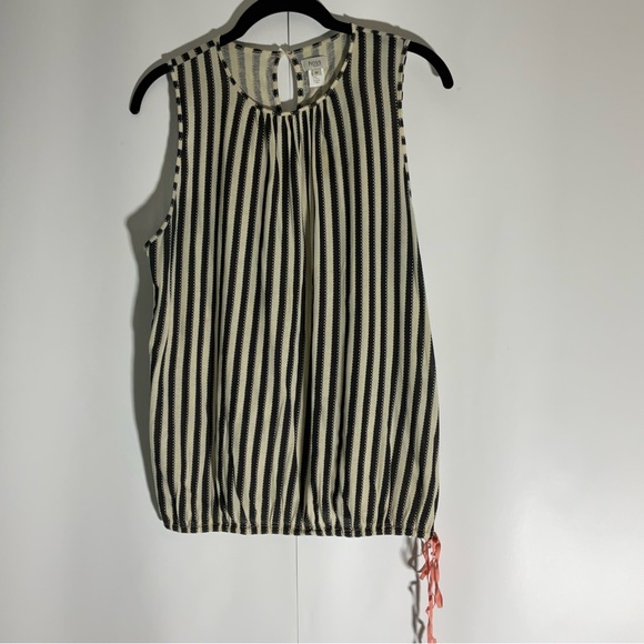 Hoss Intropia Black & White Elastic Hem Bottom Front Peach Tie Tank Top Size Med - Picture 3 of 15